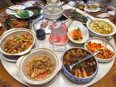 -泓历皇朝酒店(东亭店)