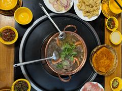 -银同牦牛肉火锅