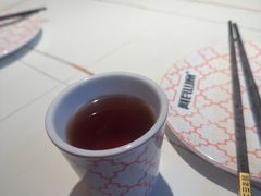 -阿瓦山寨·湘菜现炒·剁椒鱼头王(咸阳总店)