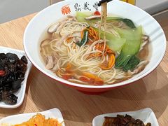 -鼎义丰功夫面(星光大道店)