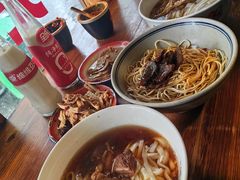 -矮子粉店1985·长沙米粉(湘春路店)