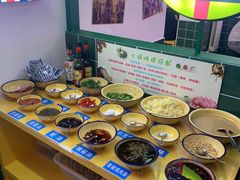 自助调料区-两个庆火锅公司(昌平府学路店)