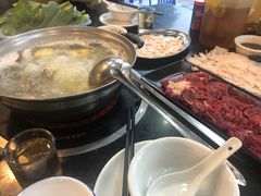 -牛一煲美食(江高店)