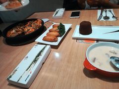 -必胜客(海宁工人路店)