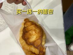 -泰龙城小吃街