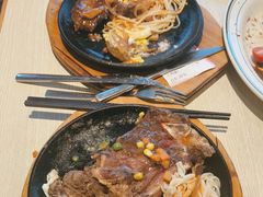 -纽斯特牛排自助餐厅(浦江万达店)
