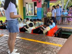 -美心红酒小镇游乐园