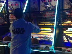 -世代星球·保龄球·镭战真人CS·团建(杨浦店)