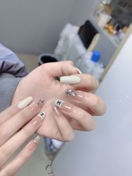 -H12 STAR日式美甲美睫专门店