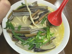 -三百碗宝应长鱼面(板仓街店)