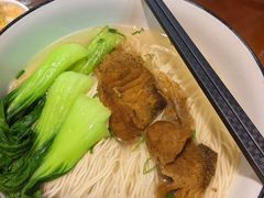 -百年老字号·观振兴蟹黄面·三虾面·苏式面(观前街富仁坊巷店)