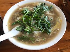 -罗卜李包子羊肉汤