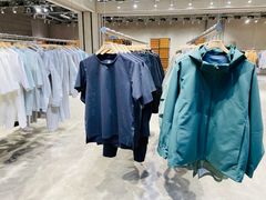 -迪桑特DESCENTE(北京三里屯BLANC店)