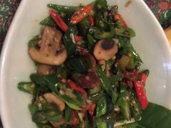 -蘑菇私房菜小馆(杨家坪西城天街店)