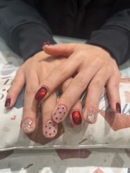 -花颜悦色款式美甲美睫