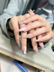 -晨·艺美甲美睫
