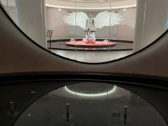 -涨巢·潮玩水疗局