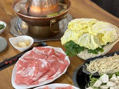 -正宗乌拉满族炭火锅(四平店)