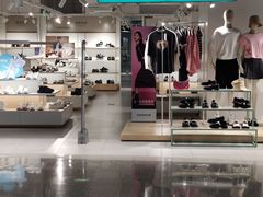 -hotwind热风(中贸广场店)