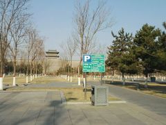 -城墙带状公园-大同古城墙广场停车场