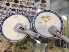 -黄氏许牛奶甜品店(展后街店)