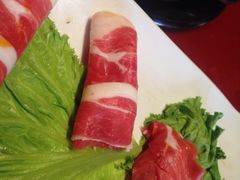 精品肥牛入锅前-山城辣妹子(定福庄店)