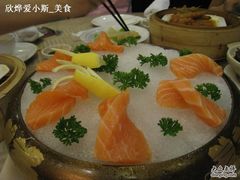 三文鱼刺身-龙凤酒家(广州大道店)
