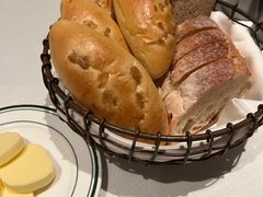 餐前包-Wolfgang’s Steakhouse 沃夫冈牛排馆(上海白玉兰广场店)