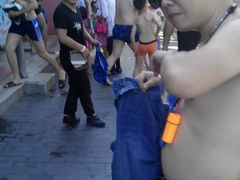android_upload_pic-热带风暴水上乐园