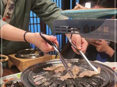 -明洞阿姨·韩式酱蟹烤肉·创意料理(三元桥店)