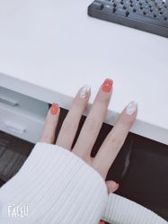 -吉吉靓甲美睫