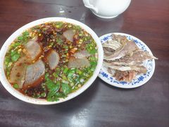 -吾穆勒蓬灰牛肉面·清真(北滨河中路店)