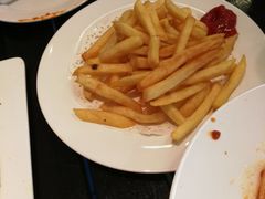 -汽车博物馆主题餐厅