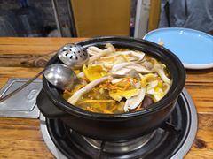 -菌之家·专业纯野生菌火锅·特色炒菌