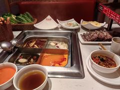 -旺龙巷重庆脆毛肚火锅·潜山扛把子店(潜山商业街店)
