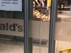 -麦当劳(中山公园龙之梦店)