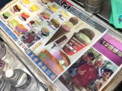 -詹爷爷乌节路街头冰淇淋