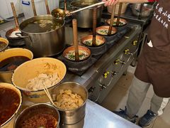 -珀玉莲花白米线店