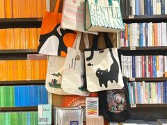 -晓风书屋(浙大紫金港店)