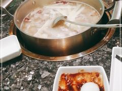 -一席地·本地鸡窝·杭帮鸡火锅(萧山银隆百货店)
