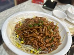 -渝君重庆火锅(嘉宾路店)