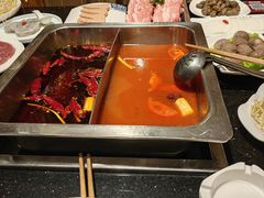 -百年川椒重庆老火锅(光谷店)