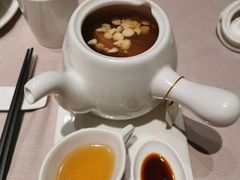 海底椰杏仁炖雪梨-尚一汤·粤菜海鲜(环球港店)