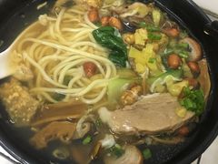 -阿芬卤面(花巷店)