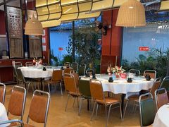 -刘姐啤酒鱼民族演艺餐厅(西街总店)