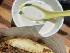 牛肉烧饼（多肉）-穆得·老周家牛肉烧饼(普利街店)