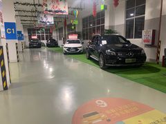 -上海冠松华奥奥迪4S店(张江店)