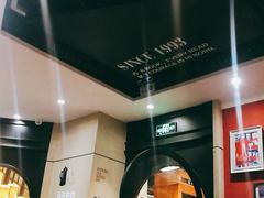 -西西弗书店&矢量咖啡(来福士广场店)