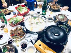 -坤记煲仔小菜(西环店)