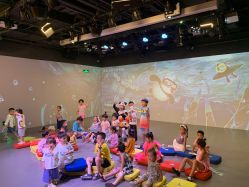 -小鸡哆哆故事屋·儿童乐园(嘉里城店)